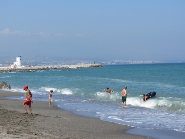 gaviotas beach